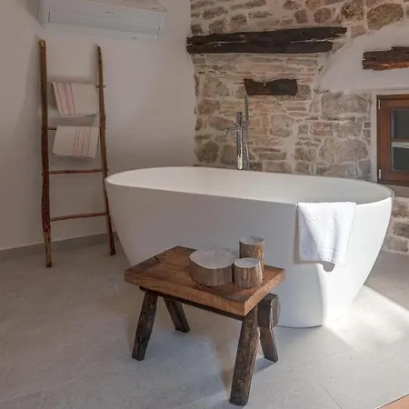 Holiday home Vallis Bale